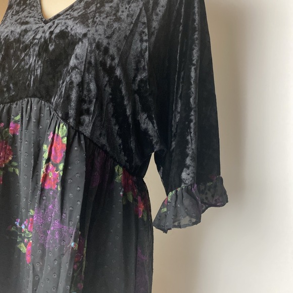 DR2 Whimsigoth Black Floral Burnout Babydoll Velvet Women Top Large V-neck - Picture 4 of 13